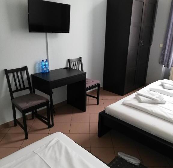 스탠다드 트리플 룸, Angel