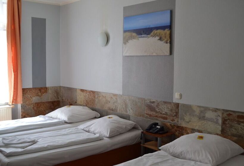 스탠다드 트리플 룸, Angel