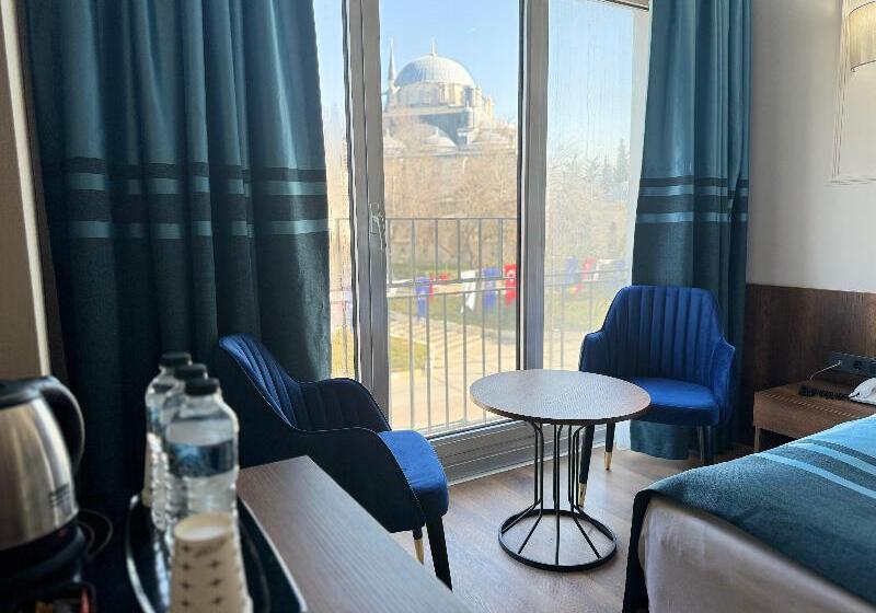 스탠다드 트리플 룸, Angel