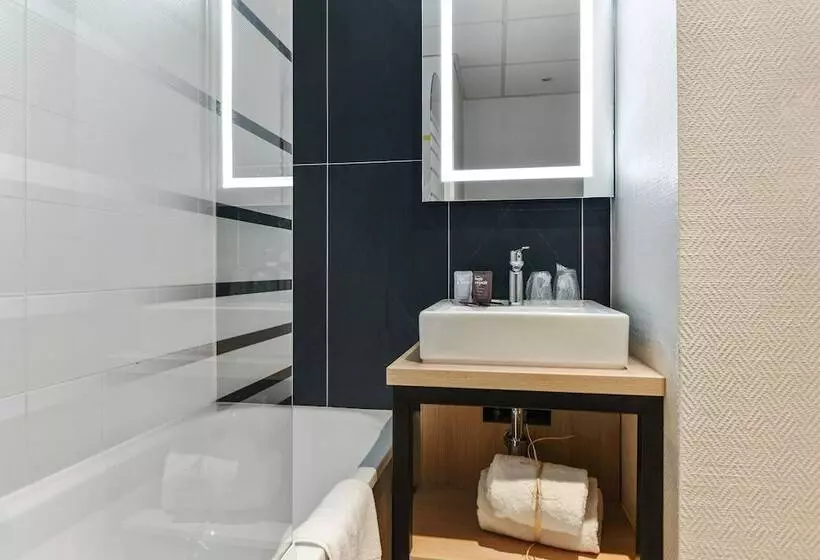 Standard-studio, Appart City Confort Lille  Euralille