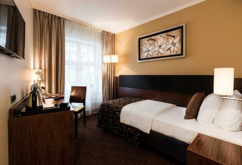 اتاق استاندارد یک نفره, Avalon Hotel & Conferences