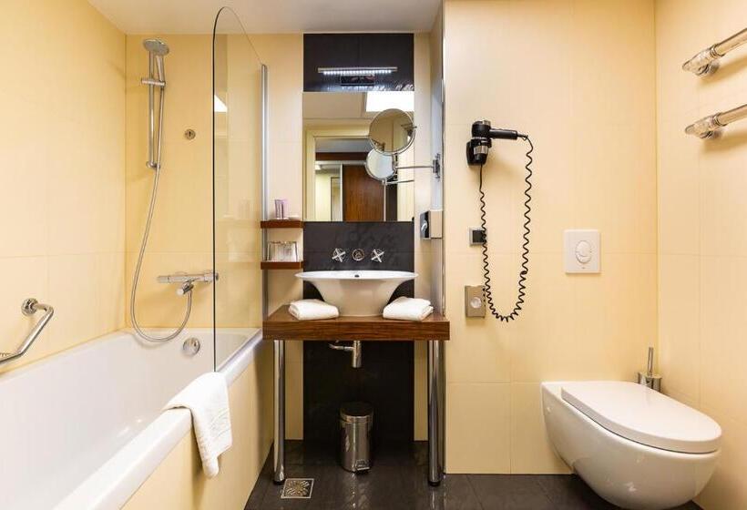 اتاق سوپریور, Avalon Hotel & Conferences