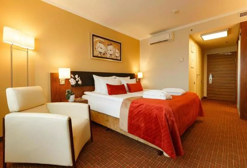 اتاق استاندارد با چشم‌انداز, Avalon Hotel & Conferences