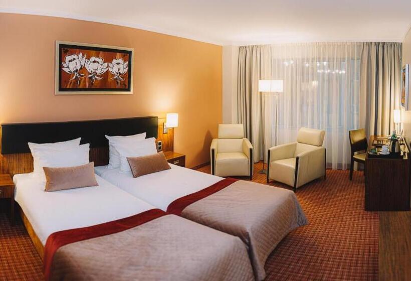 اتاق استاندارد با چشم‌انداز, Avalon Hotel & Conferences