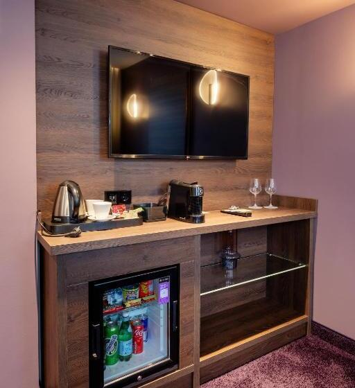 سوییت, Avalon Hotel & Conferences