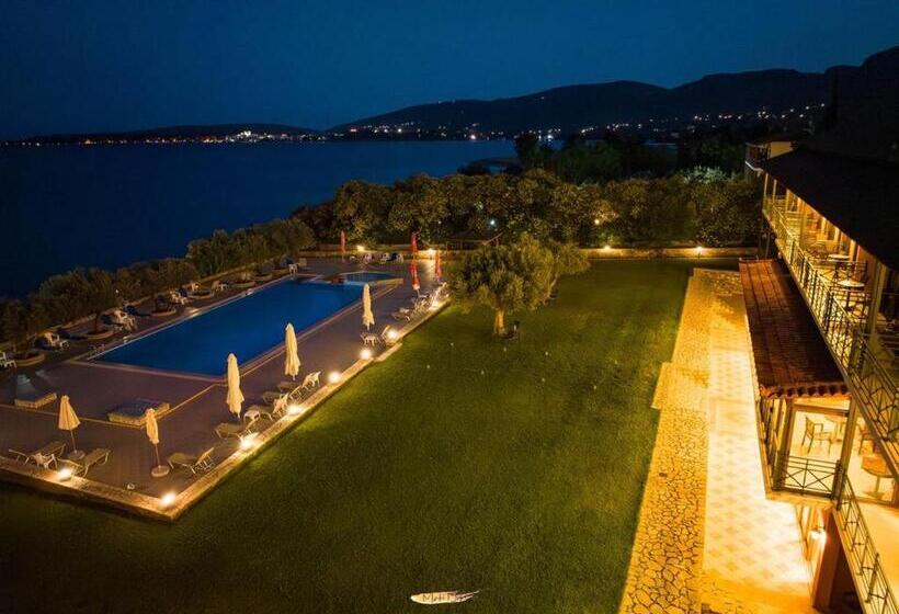 اتاق استاندارد سه نفره, Europa Beach