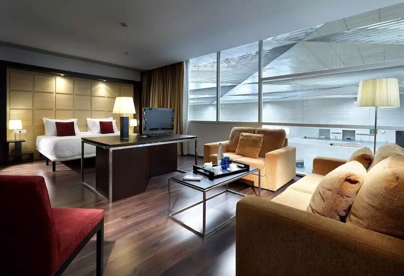سوییت جونیور, Eurostars Zaragoza