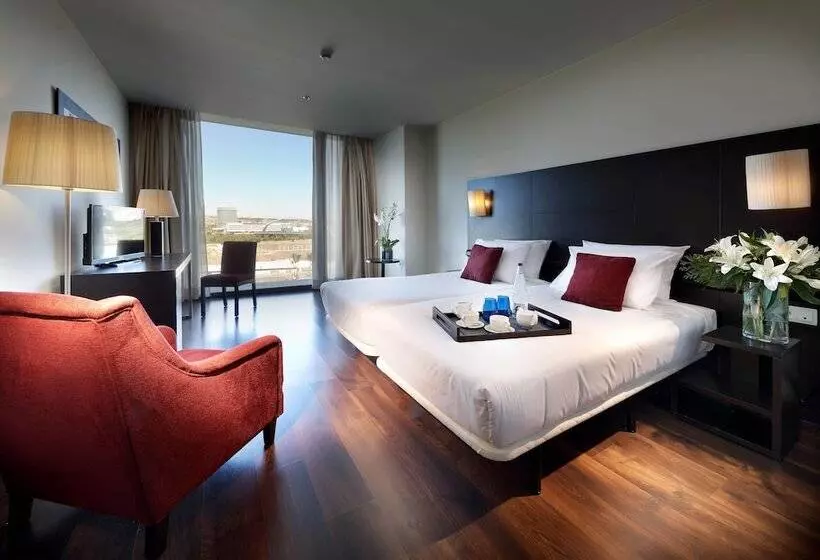 اتاق استاندارد سه نفره, Eurostars Zaragoza