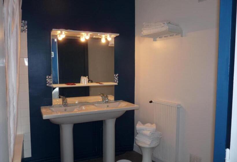 غرفة عائلية, Hôtel Patton