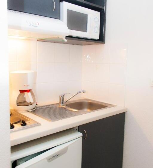 إستوديو قياسى, La Résidence Des Oliviers