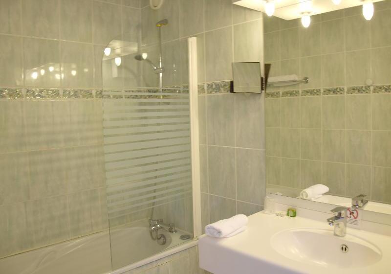 Номер Стандарт Трехместный, Logis Le Saint Nicolas