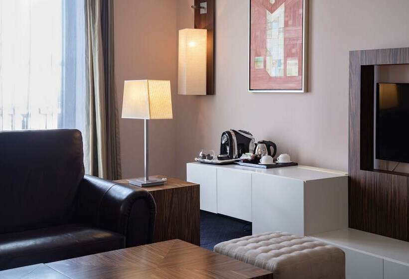 Люкс с Видом, Metropolitan Hotel Sofia, A Member Of Radisson Individuals