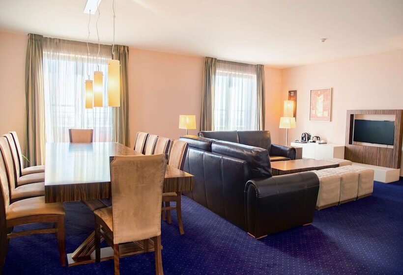 景色の見えるスイートルーム, Metropolitan Hotel Sofia, A Member Of Radisson Individuals