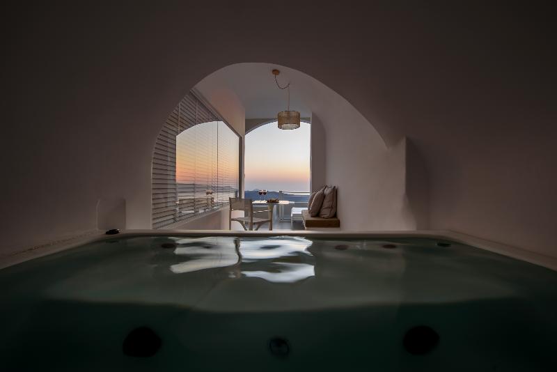 Люкс с Видом, Nefeles Luxury Suites