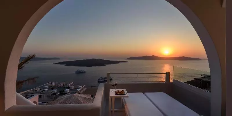 Sviitti Näkymä, Nefeles Luxury Suites