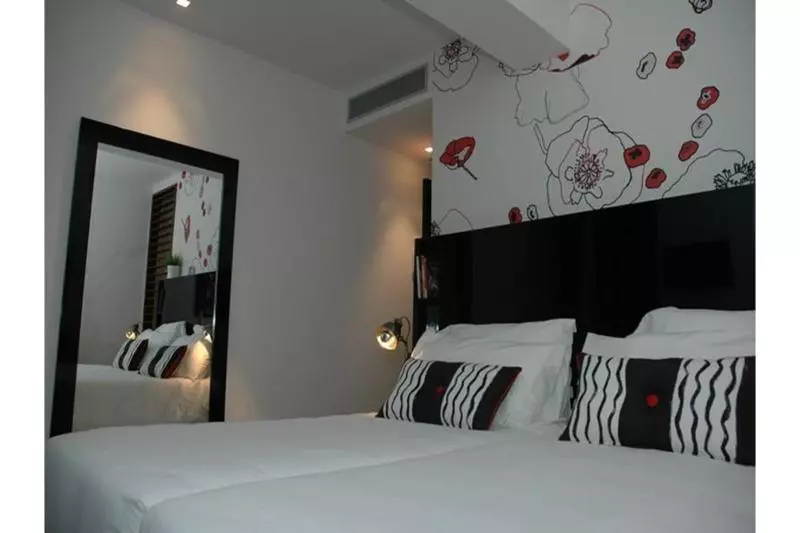اتاق استاندارد یک نفره, Playamarina