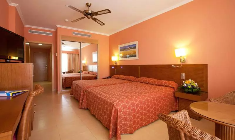 اتاق استاندارد, Playamarina