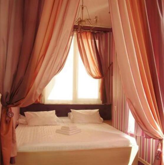 اتاق سوپریور, Zirka