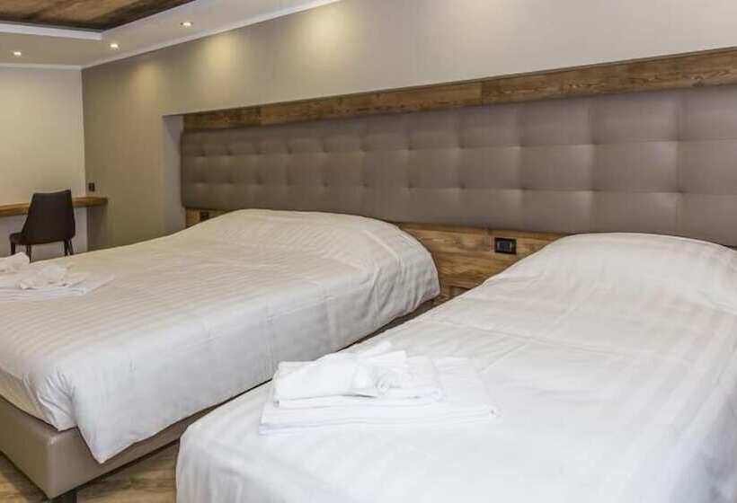 スタンダードルーム, Gran Roc