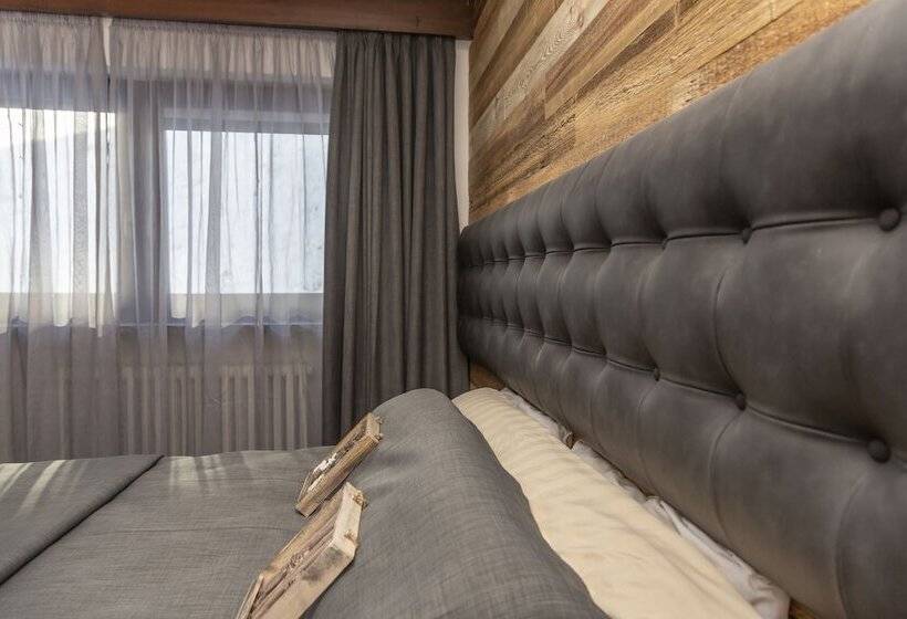 デラックスルーム, Gran Roc