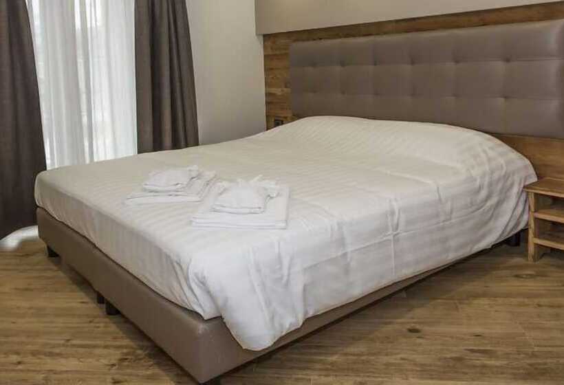 ファミリールーム, Gran Roc