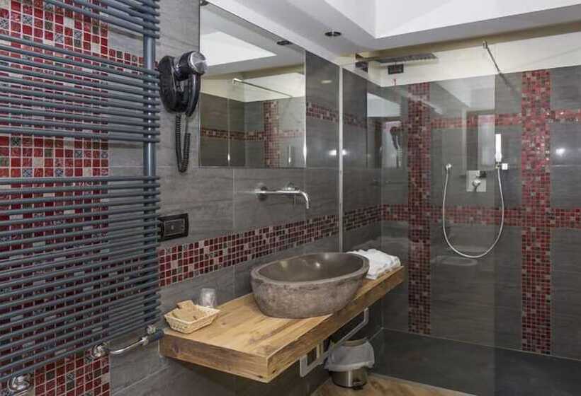 ファミリールーム, Gran Roc