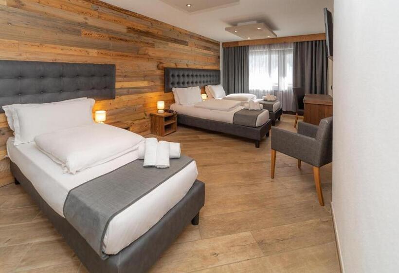 スタンダードトリプルルーム, Gran Roc