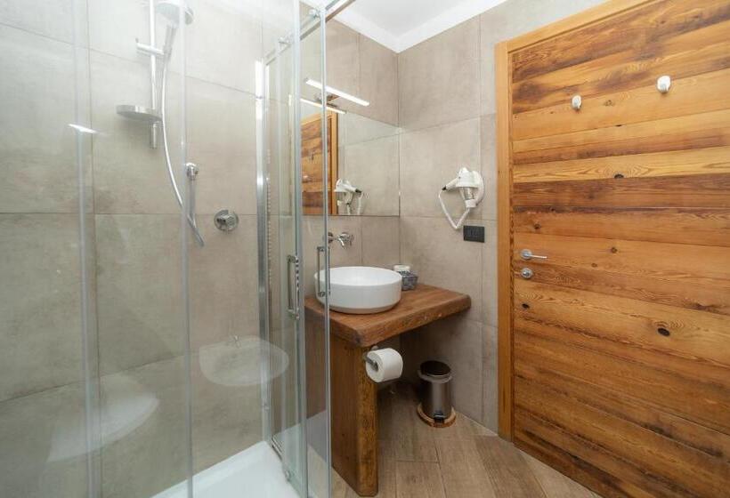 ファミリールーム, Gran Roc