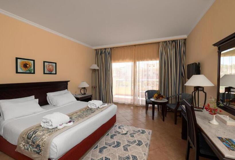 غرفة سوبيريور مطلّة علي الحديقة, Amwaj Oyoun Resort & Casino
