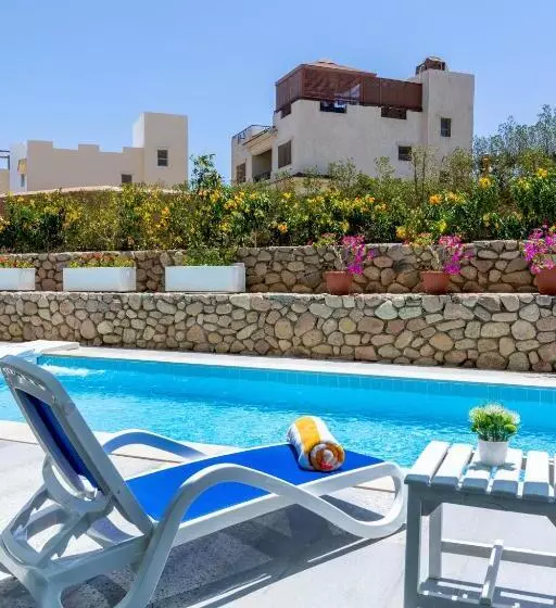 Standard swim-up room, Amwaj Oyoun Resort & Casino