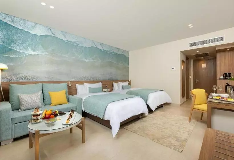 Standard swim-up room, Amwaj Oyoun Resort & Casino