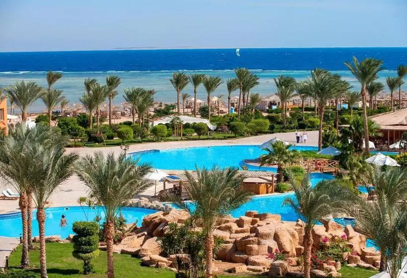 اتاق سوپریور با چشمانداز باغ, Amwaj Oyoun Resort & Casino