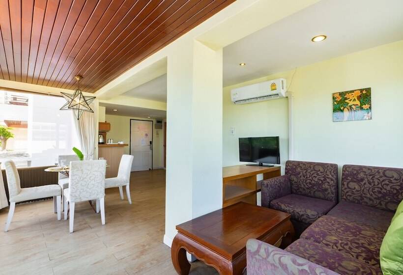 سوییت جونیور, Bella Villa Metro