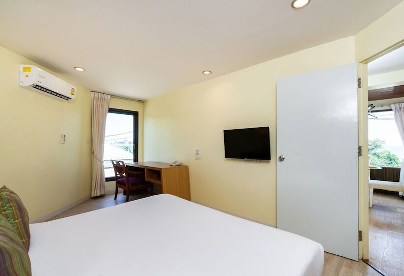 سوییت جونیور, Bella Villa Metro