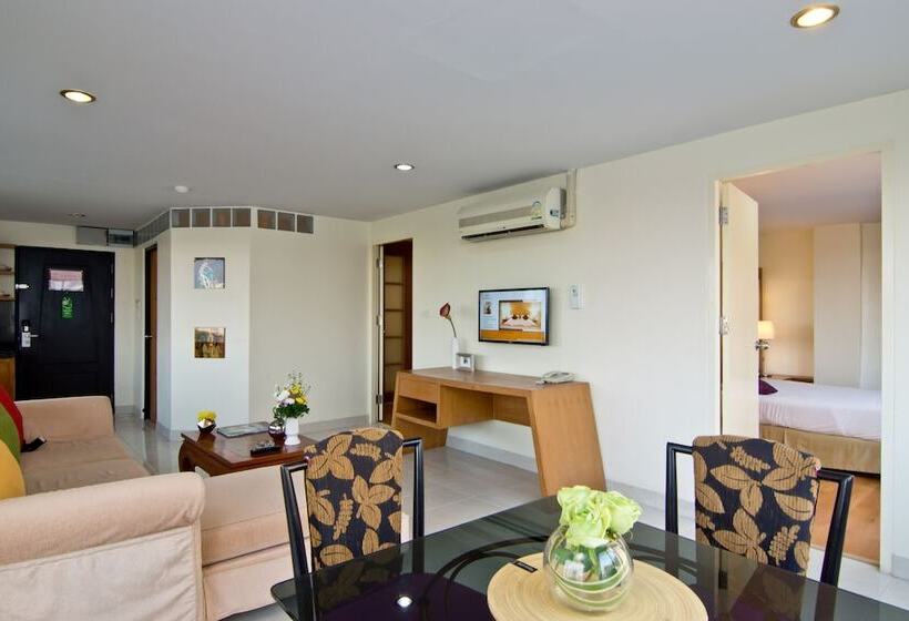Family Suite, Bella Villa Metro