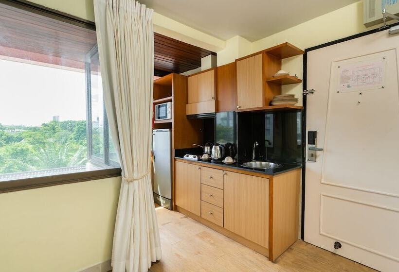 سوییت خانوادگی, Bella Villa Metro