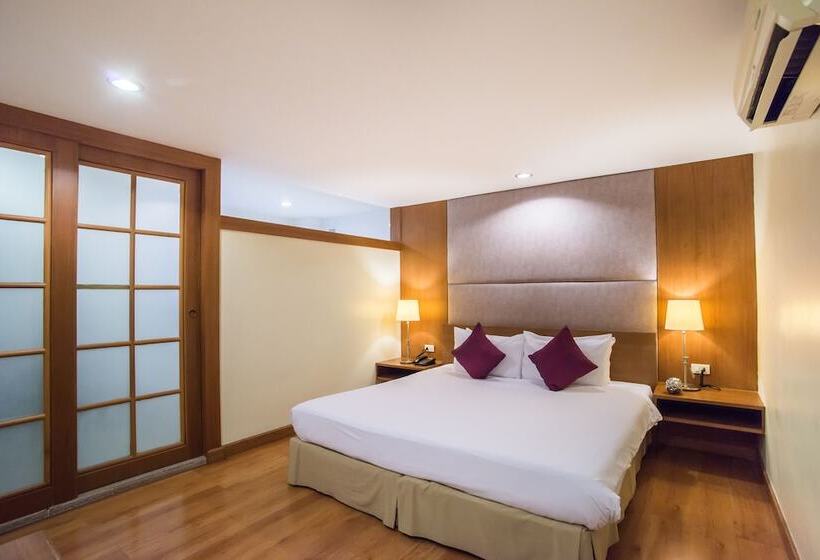 Family Suite, Bella Villa Metro