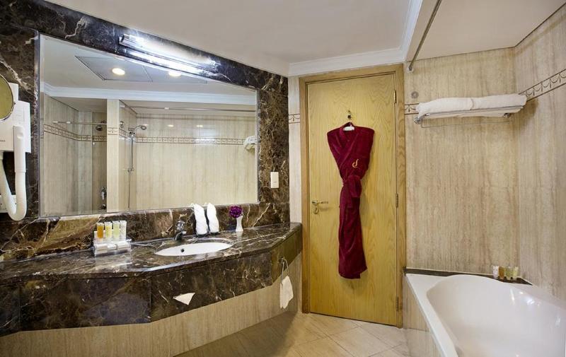 اتاق لوکس, City Seasons Hotel Dubai