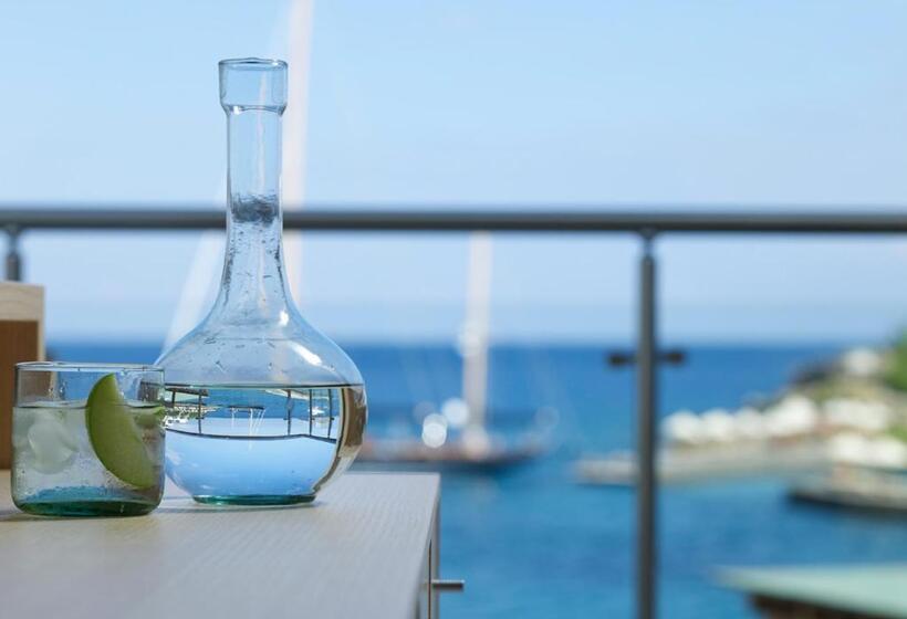 Апартаменты 4 Спальни, Elounda Peninsula Luxury Resort, Six Senses Spa