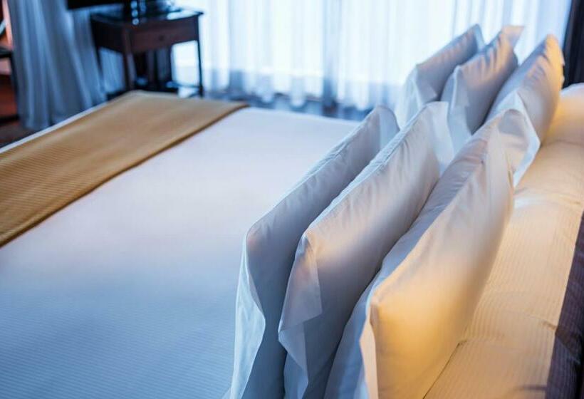 اتاق لوکس با چشم‌انداز دریا, Fasano Rio De Janeiro