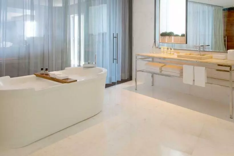 Deluxe Suite Sea View, Fasano Rio De Janeiro
