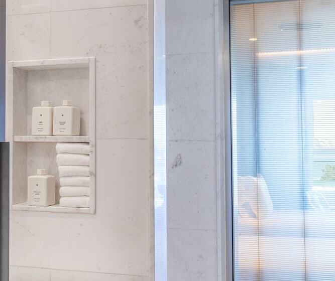 اتاق لوکس با چشم‌انداز دریا, Fasano Rio De Janeiro