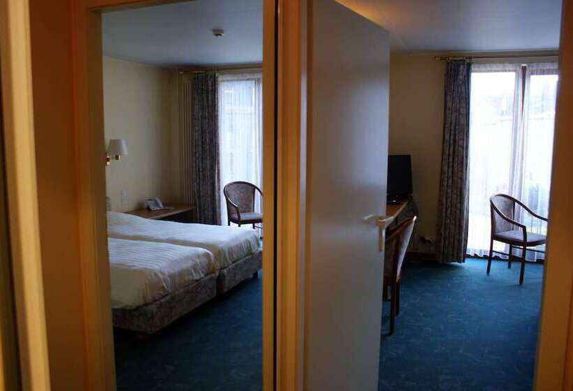 Номер Стандарт, Hostellerie La Villa Des Roses