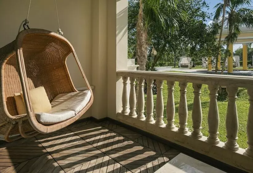 سوییت با چشم‌انداز استخر, JOIA Paraíso by Iberostar - Adults Only