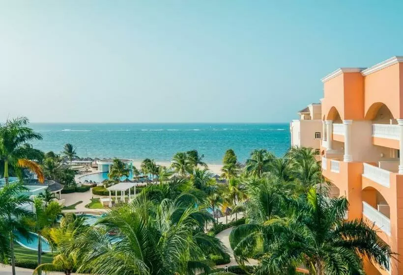 سوییت جونیور با چشم‌انداز دریا, Iberostar Selection Rose Hall Suites