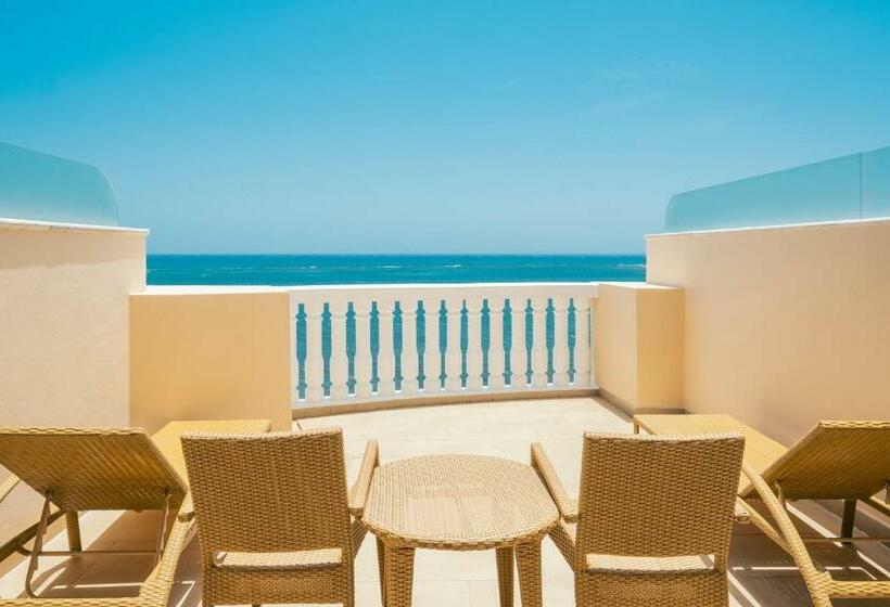 سوییت جونیور با چشمانداز دریا, Iberostar Selection Rose Hall Suites