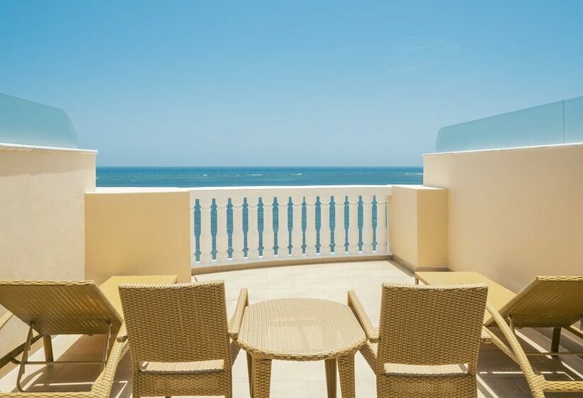 سوییت جونیور با چشم‌انداز دریا, Iberostar Selection Rose Hall Suites