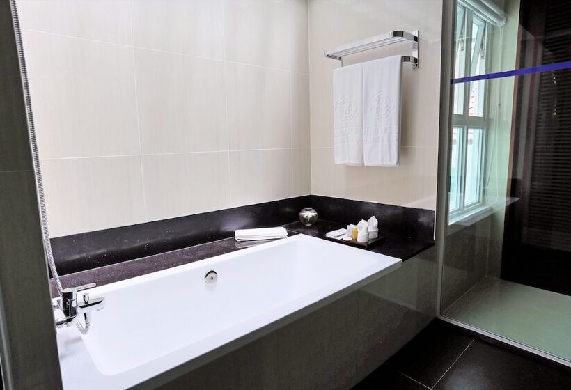 スタンダードルーム, Independence Hotel Resort & Spa