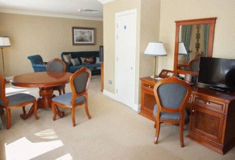 סוויטת ג'וניור, Knightsbrook Hotel & Golf Resort