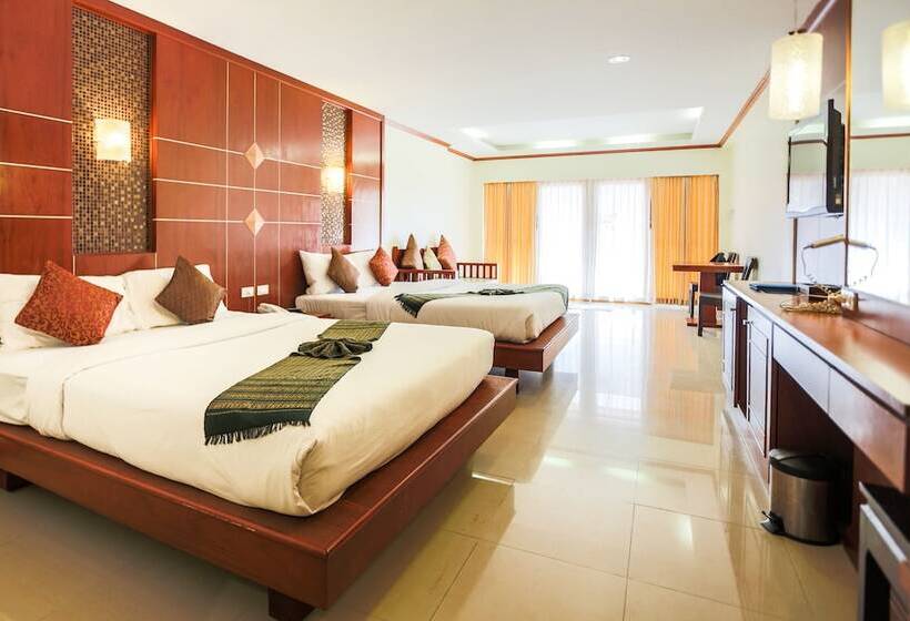 חדר משפחתי, Lanta Casuarina Beach Resort   Sha Plus